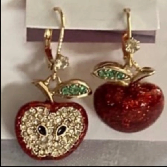 BETSEY JOHNSON 'Back to School' Glittery Red Apple Dangle Mismatch Earrings NWT - Picture 3 of 6